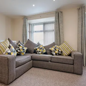 The Old Bakery - Tv In Every Bedroom! Apartment Swansea
