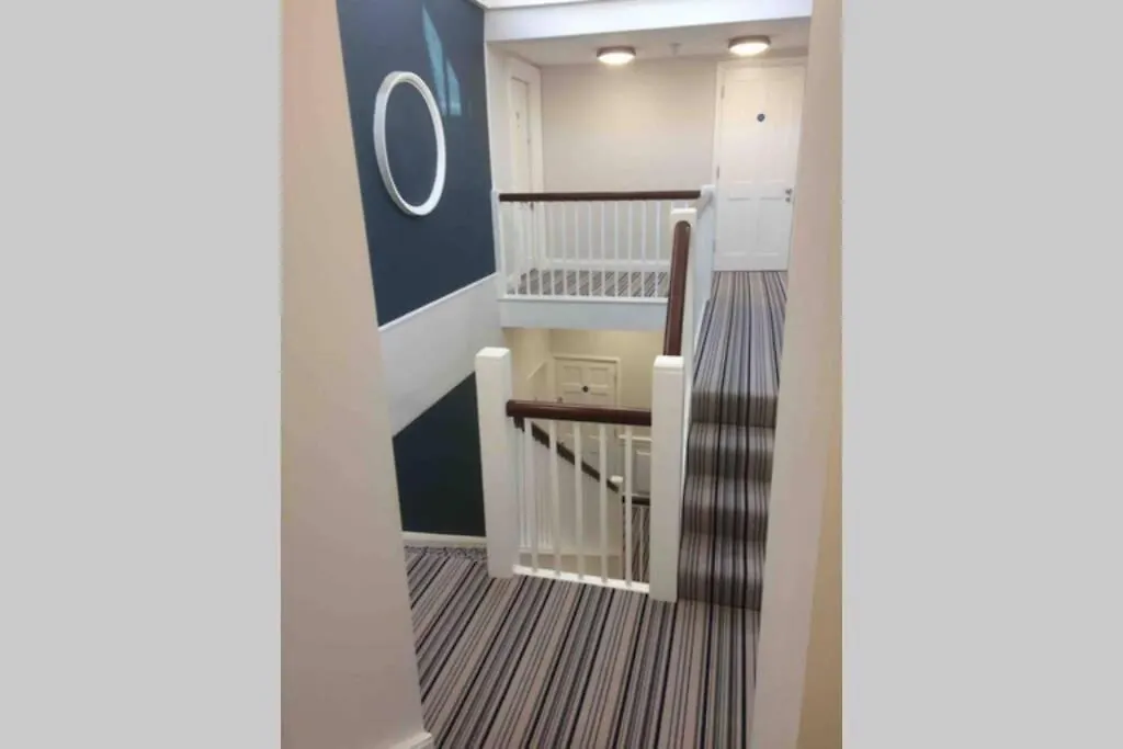 Stunning & Central Milsom Street Apartment Bath